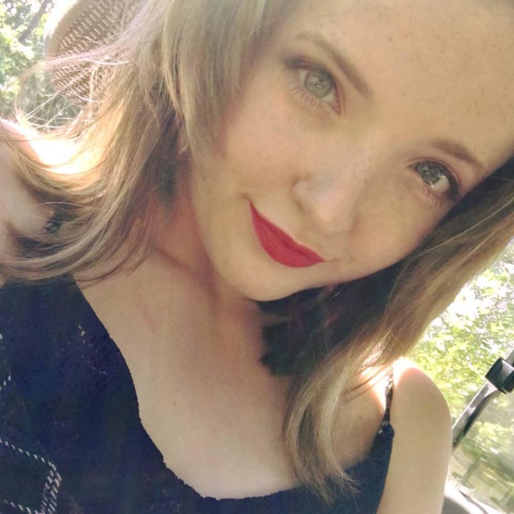 Meet your Posher, Allyson